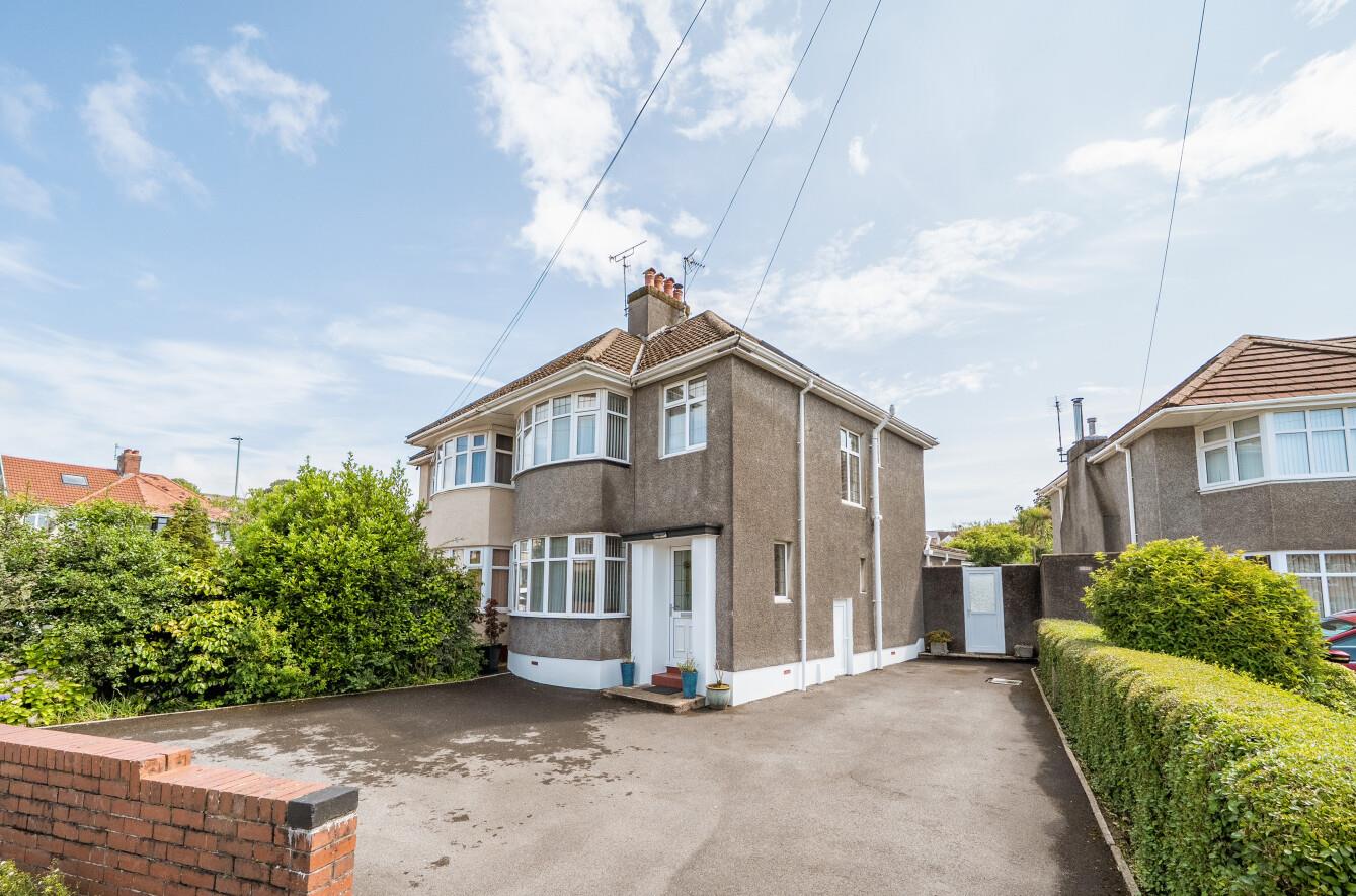 Glan Yr Afon Road, Sketty, Swansea